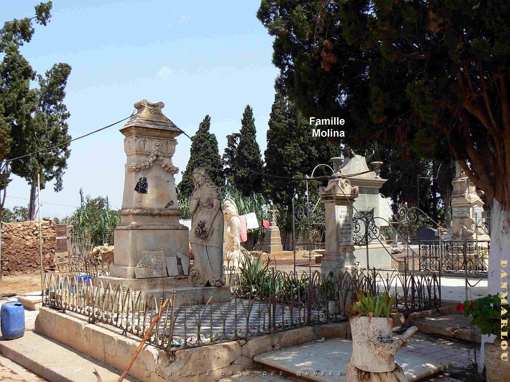 HAMMAM BOU HADJAR 2009 LE CIMETIERE   (1).jpg